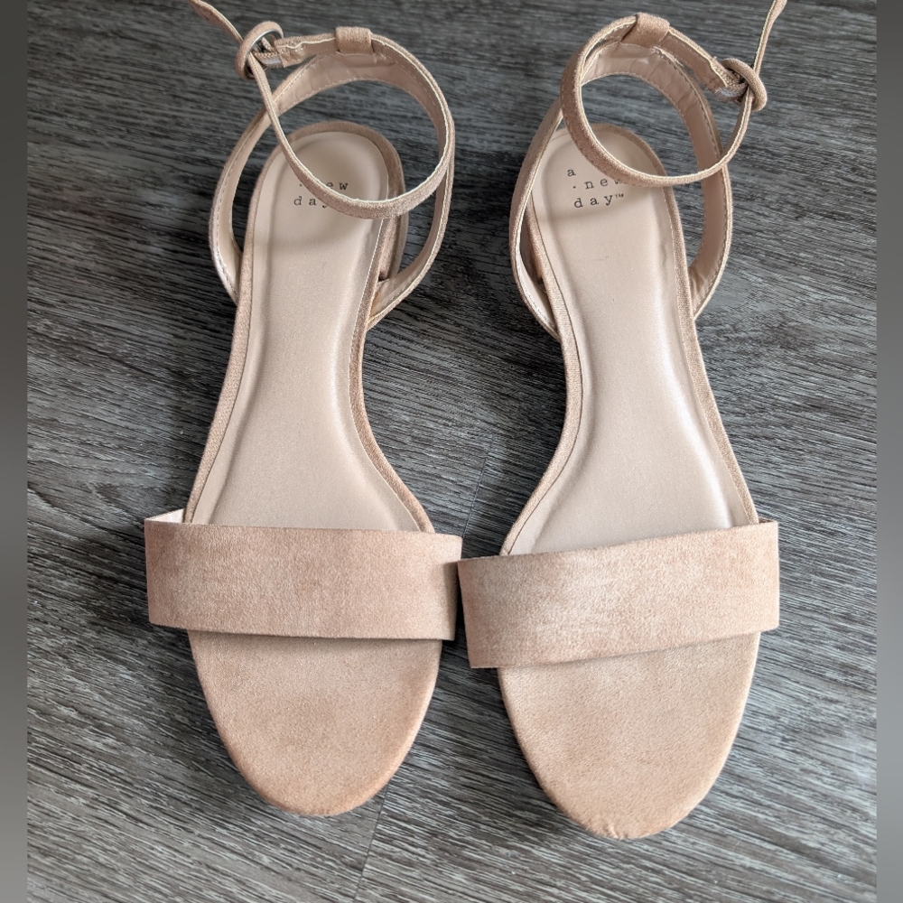 A New Day Women's Tan Sandals